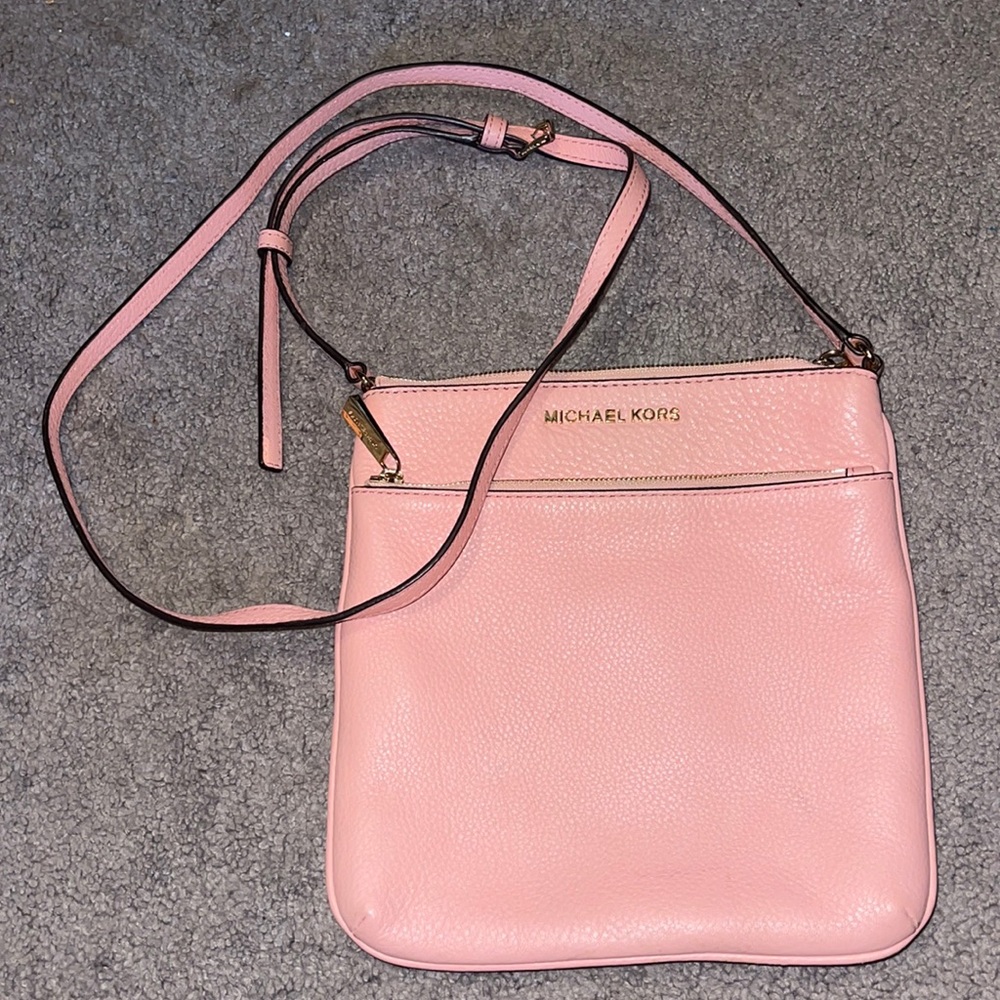 Light pink Michael Kors cross body bag